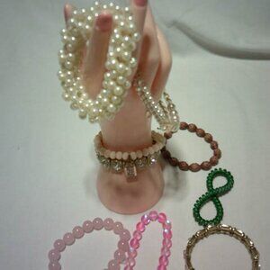 LOT OF 9 WOMEN'S FASHION BRACELETS RHINESTONES & PINK BEADS STRETCH BANDS 💕